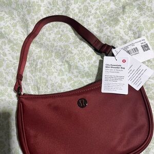 lululemon city essentials mini Burgundy Shoulder Bag